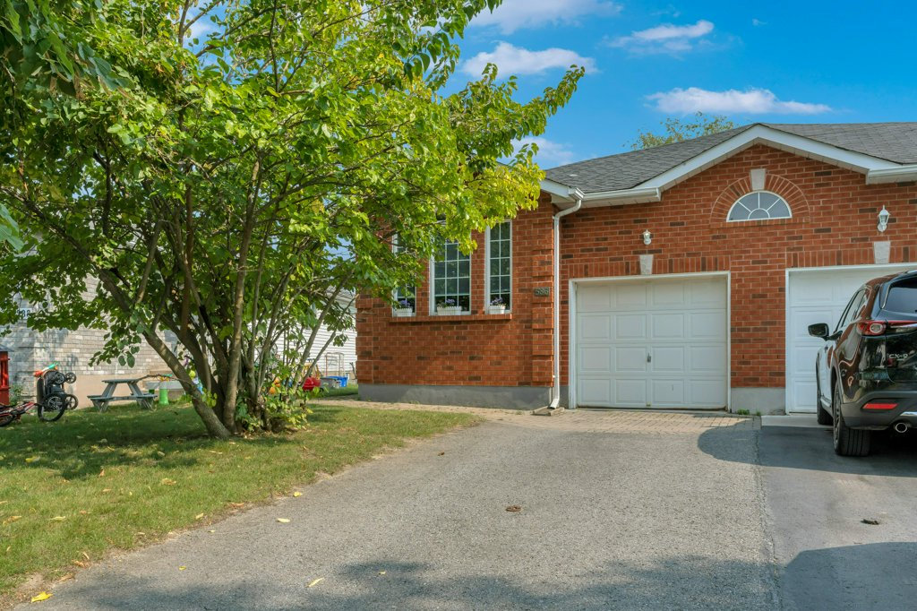 586 Teal Court Kingston